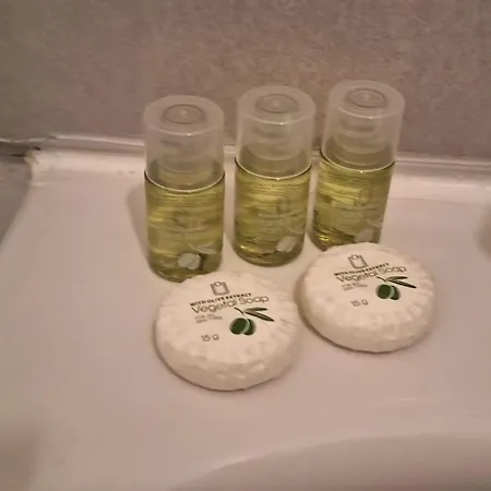 Hotel Hôtel- Restaurant Le Quentin 3*