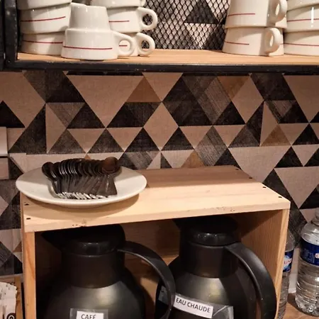 Hotel Hôtel- Restaurant Le Quentin