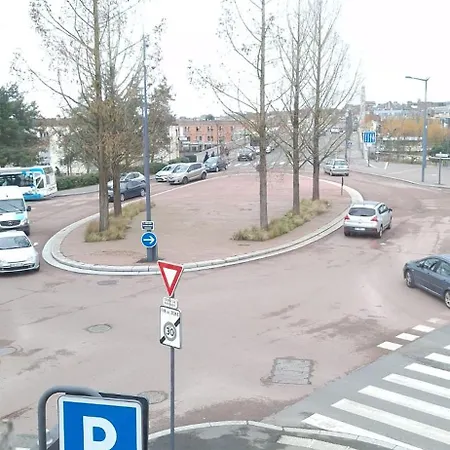 Hotel Hôtel- Restaurant Le Quentin Saint-Quentin (Aisne)