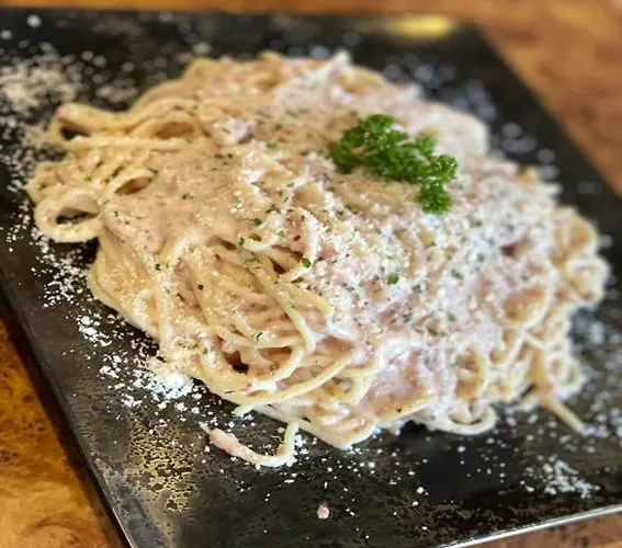 Hotel- Restaurant Le Quentin 酒店 3*