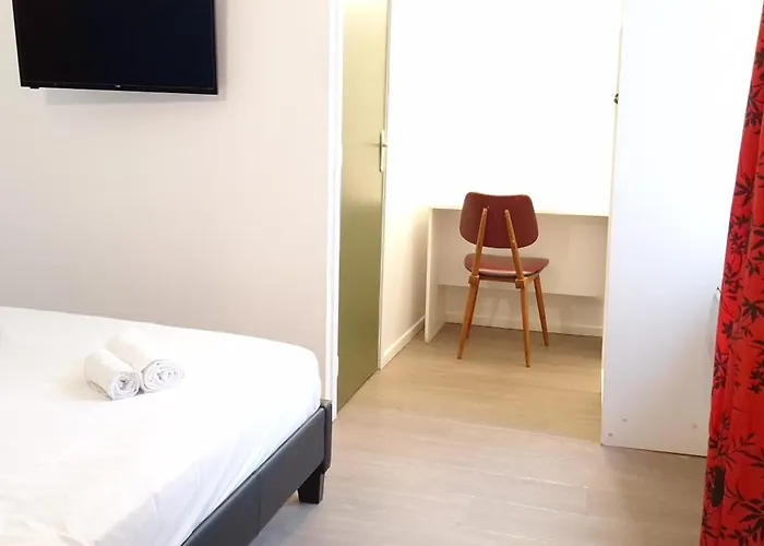 Hotel- Restaurant Le Quentin 酒店