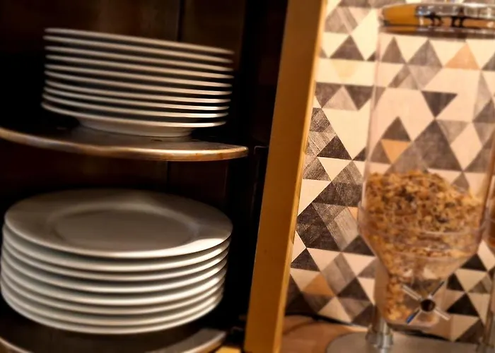 Hotel- Restaurant Le Quentin 3*