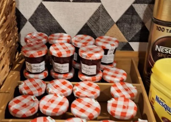 Hotel- Restaurant Le Quentin 酒店 圣康坦