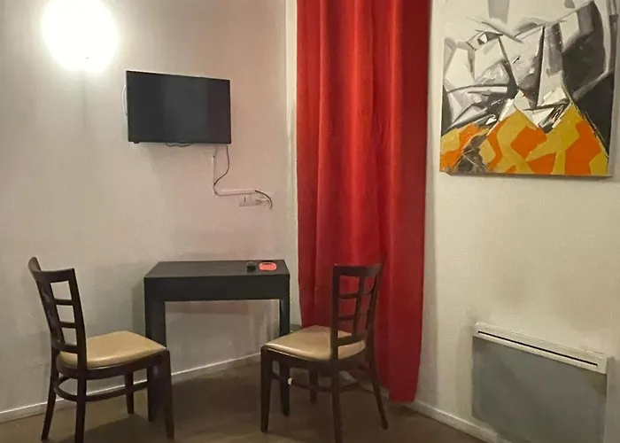 Hotel- Restaurant Le Quentin 圣康坦