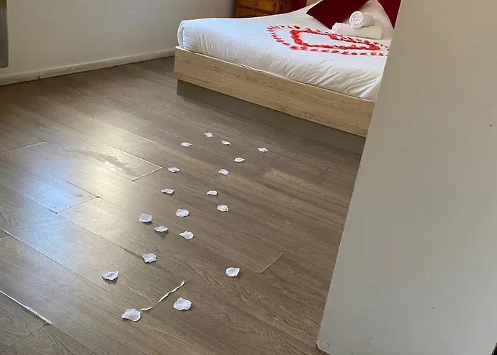 Hotel- Restaurant Le Quentin 3* 圣康坦